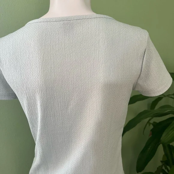 Light mint Asymmetrical Button Down Top - Picture 3 of 4